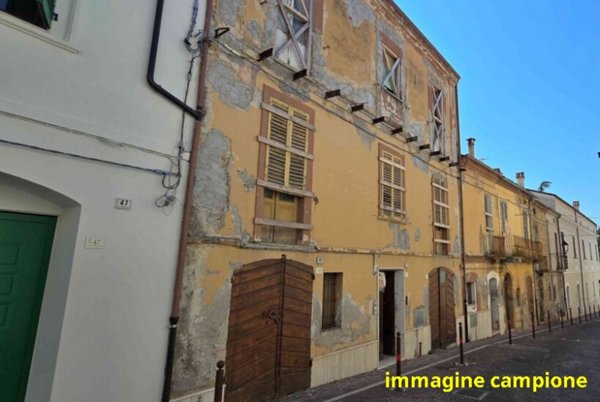 casa indipendente in vendita a Montecchio Maggiore
