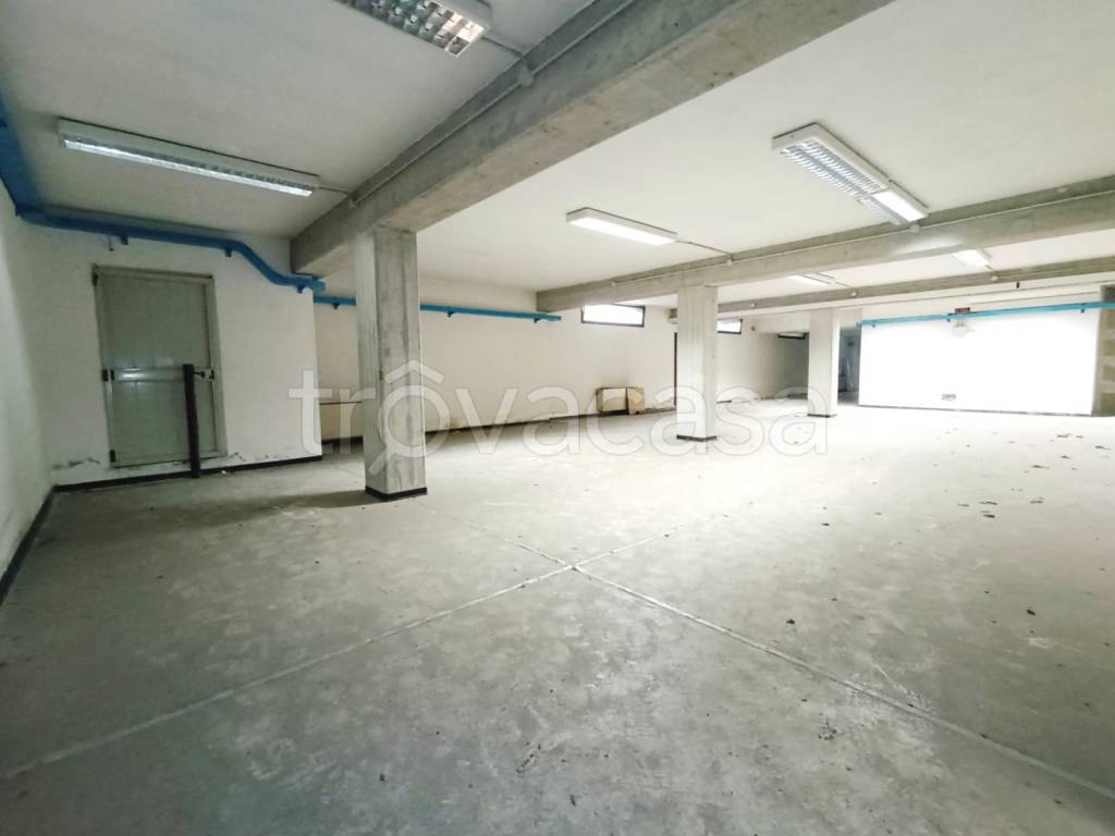 locale di sgombero in vendita a Montecchio Maggiore