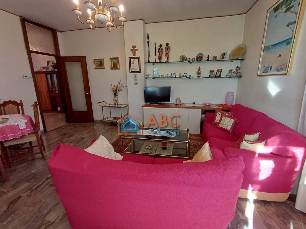 appartamento in vendita a Montecchio Maggiore in zona Alte Ceccato