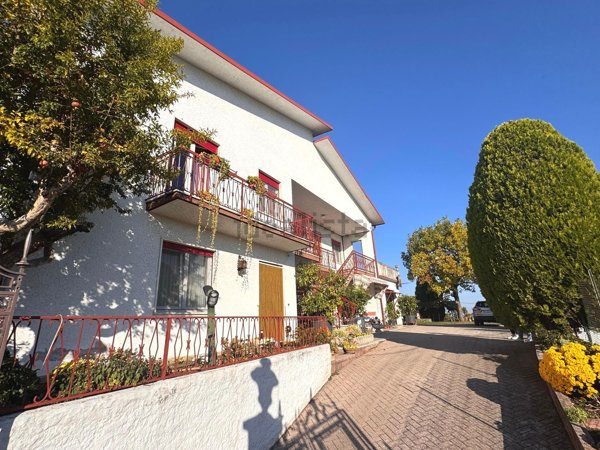 casa indipendente in vendita a Montecchio Maggiore