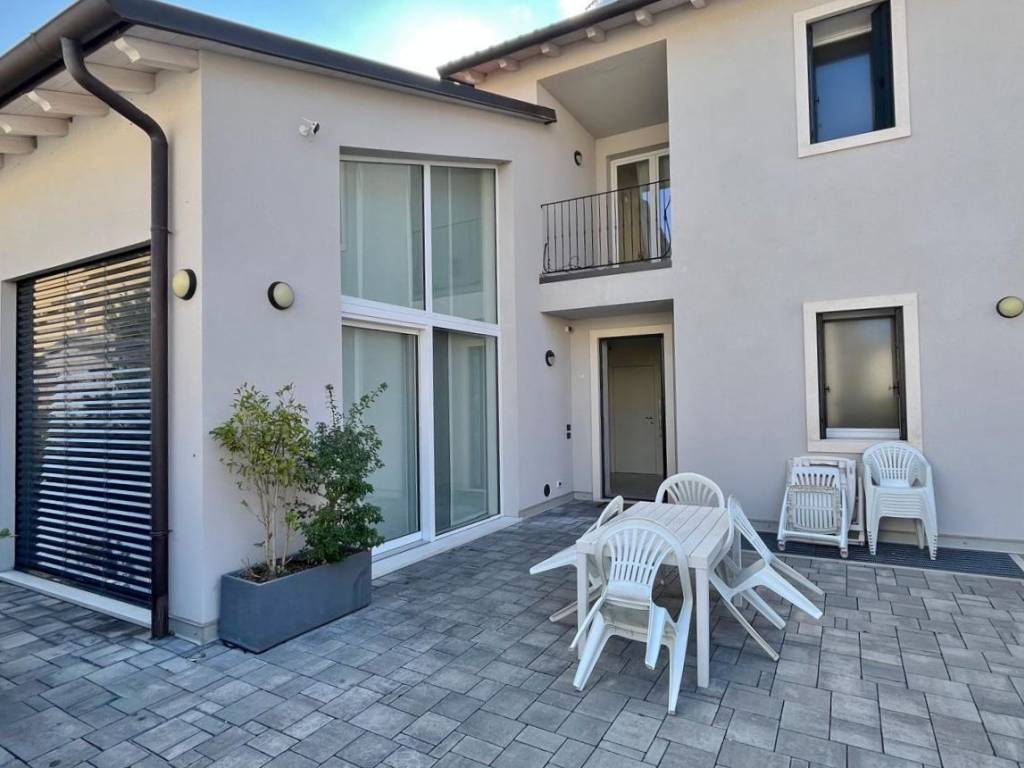 casa indipendente in vendita a Montecchio Maggiore in zona Alte Ceccato