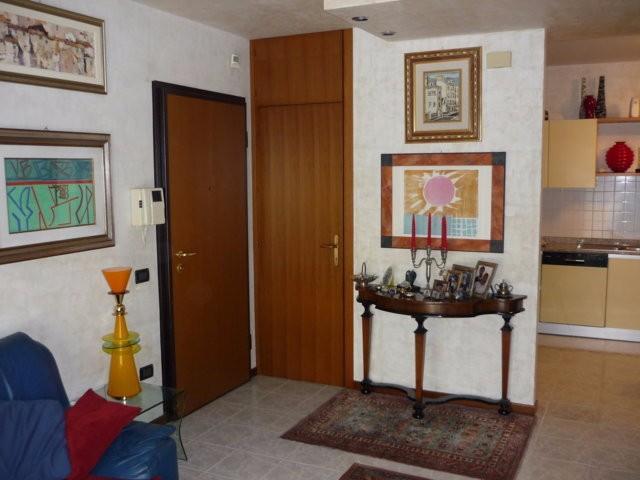 appartamento in vendita a Montecchio Maggiore in zona Alte Ceccato