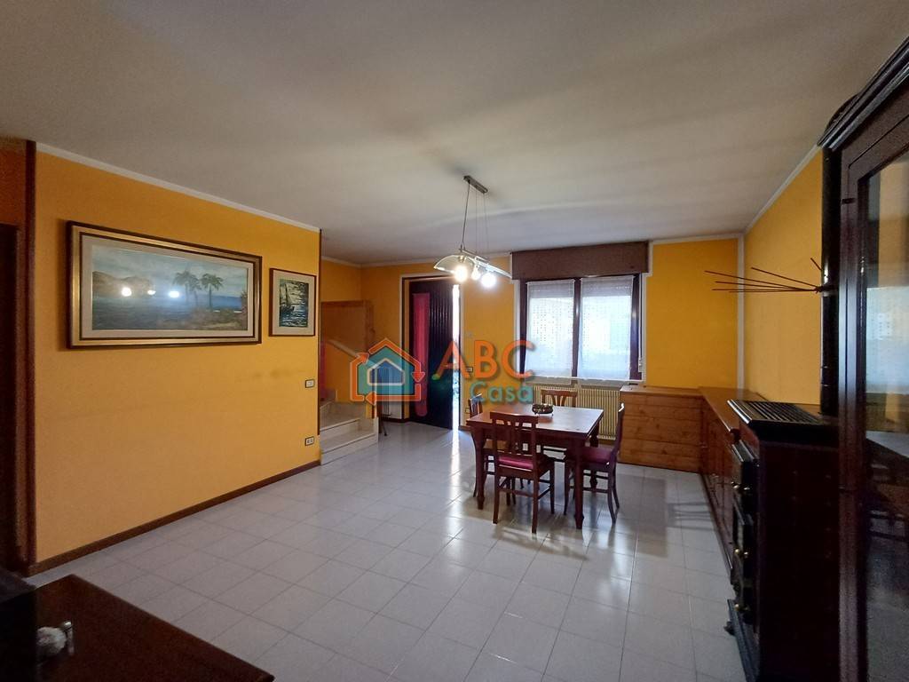 casa indipendente in vendita a Montecchio Maggiore in zona Alte Ceccato