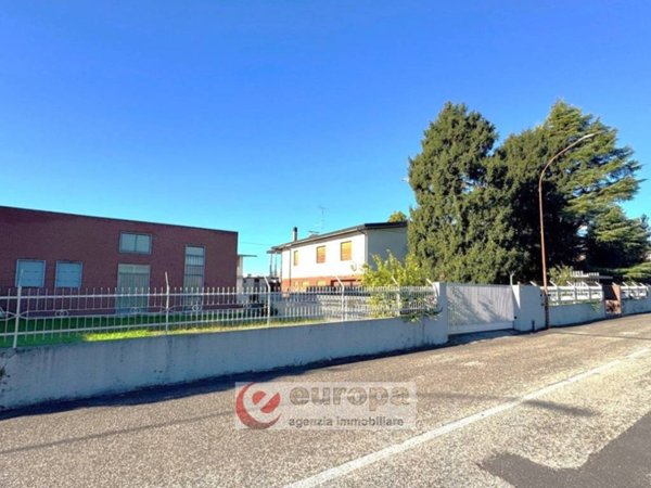 casa indipendente in vendita a Montecchio Maggiore in zona Alte Ceccato