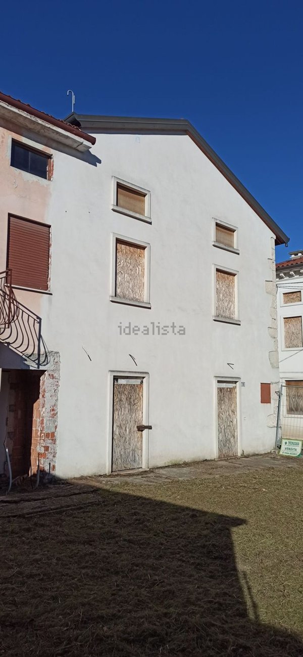 casale in vendita a Montecchio Maggiore