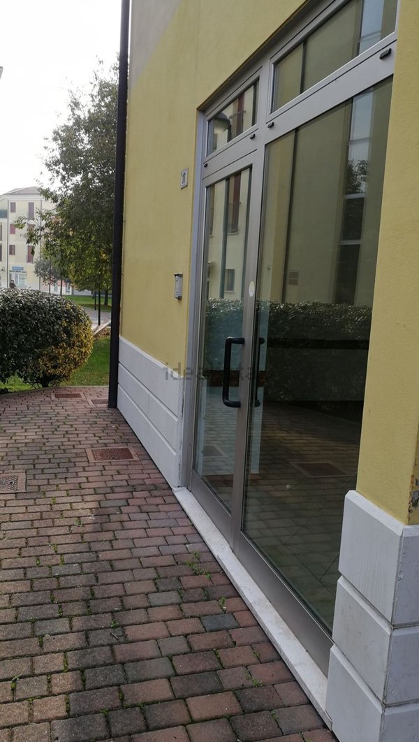 ufficio in vendita a Montecchio Maggiore