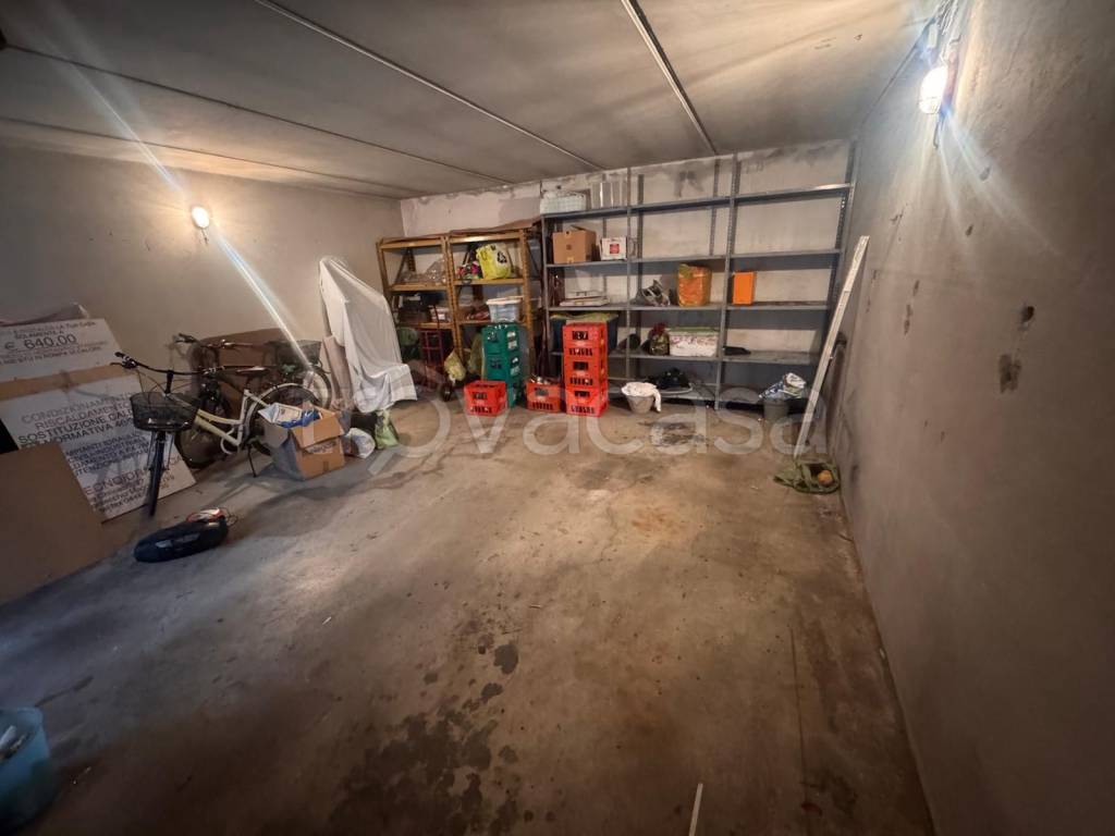 locale di sgombero in vendita a Montecchio Maggiore