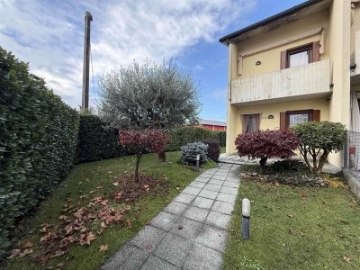 casa indipendente in vendita a Montecchio Maggiore