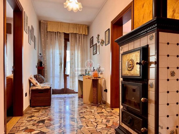 appartamento in vendita a Montecchio Maggiore in zona Alte Ceccato