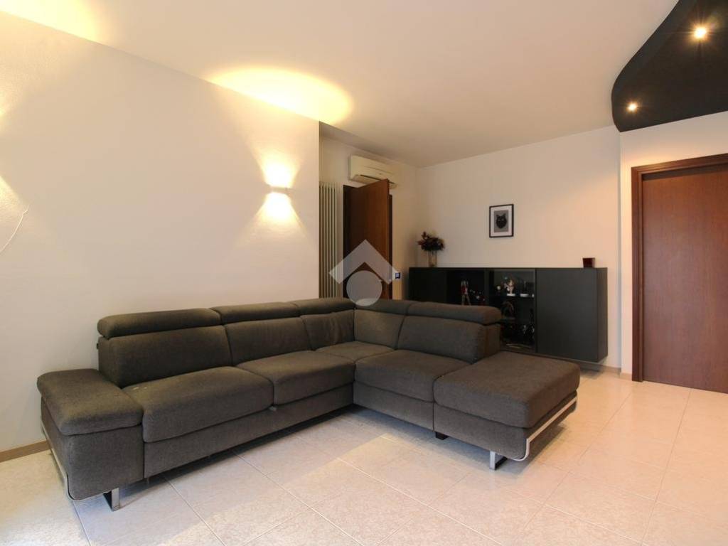 appartamento in vendita a Montecchio Maggiore in zona Alte Ceccato