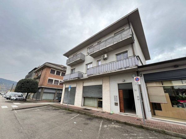 appartamento in vendita a Montecchio Maggiore in zona Alte Ceccato