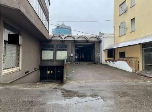 negozio in vendita a Montecchio Maggiore