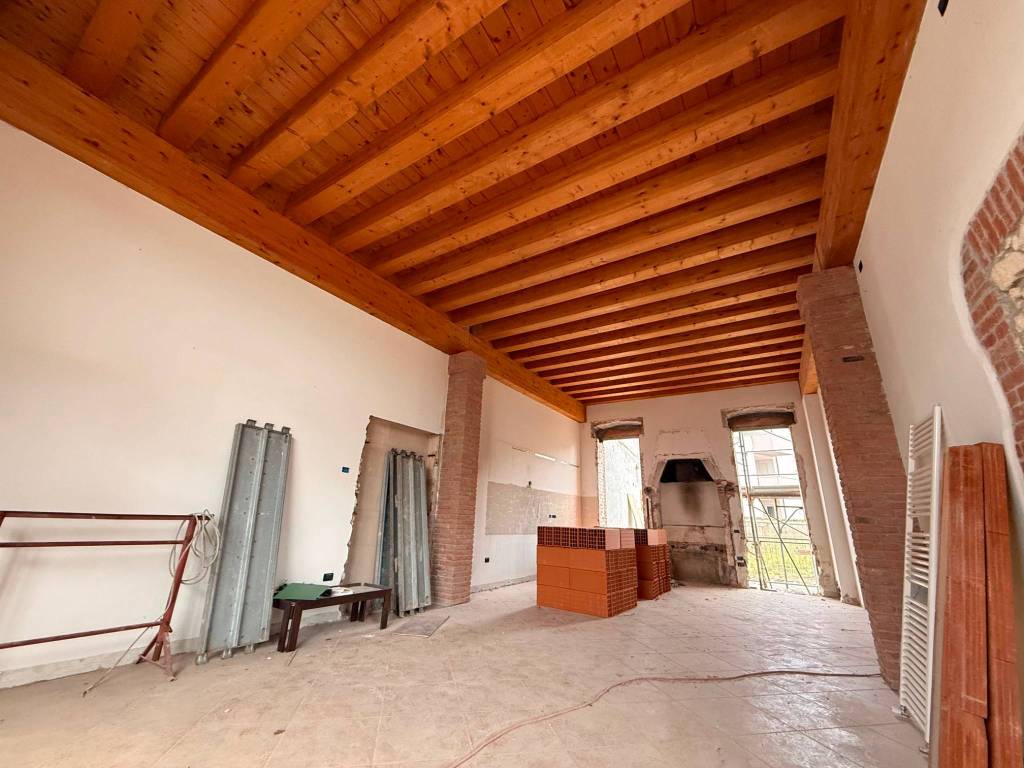 appartamento in vendita a Montecchio Maggiore in zona Alte Ceccato