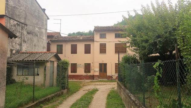 casa indipendente in vendita a Montecchio Maggiore in zona Alte Ceccato