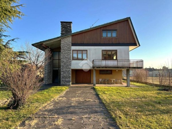 casa indipendente in vendita a Montecchio Maggiore