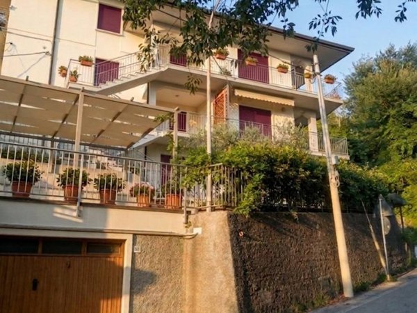 appartamento in vendita a Montecchio Maggiore in zona Alte Ceccato