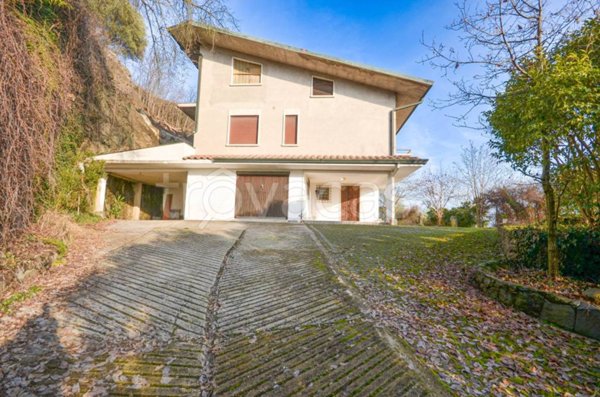 casa indipendente in vendita a Montecchio Maggiore