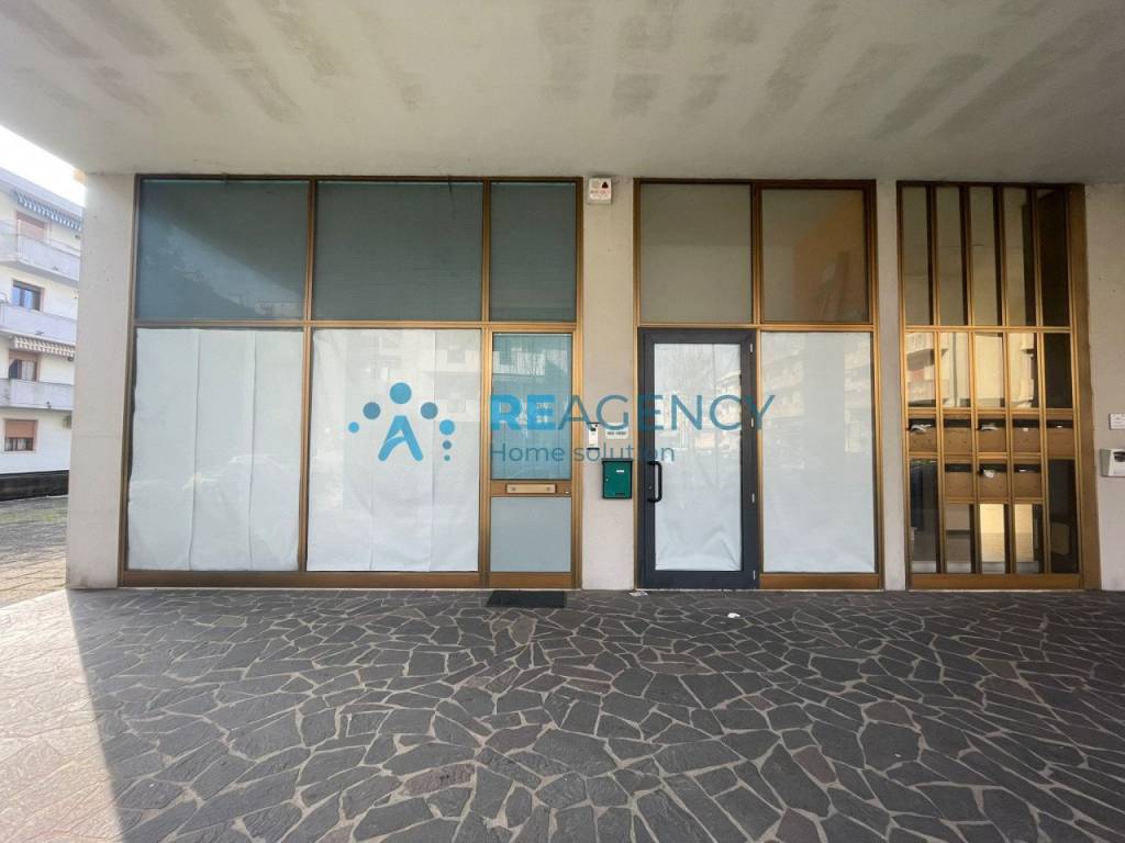 ufficio in vendita a Montecchio Maggiore in zona Alte Ceccato