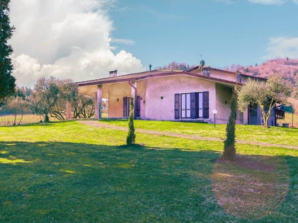 casa indipendente in vendita a Montecchio Maggiore