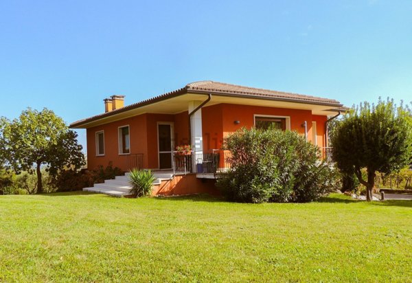 casa indipendente in vendita a Montecchio Maggiore