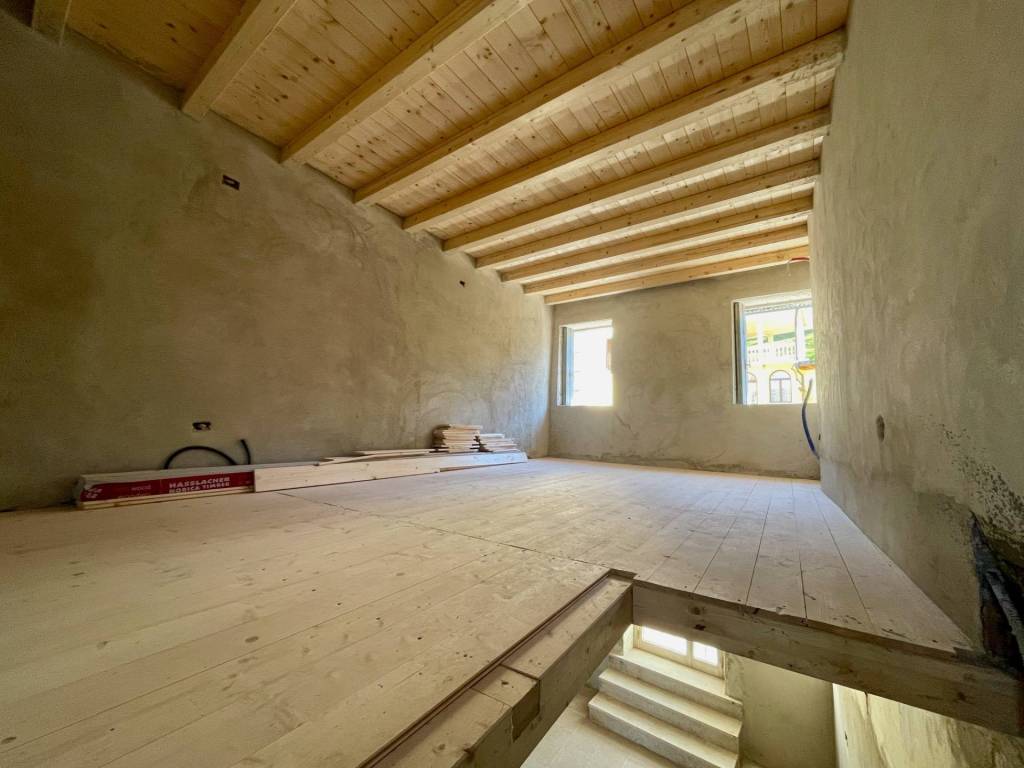 appartamento in vendita a Montecchio Maggiore in zona Alte Ceccato