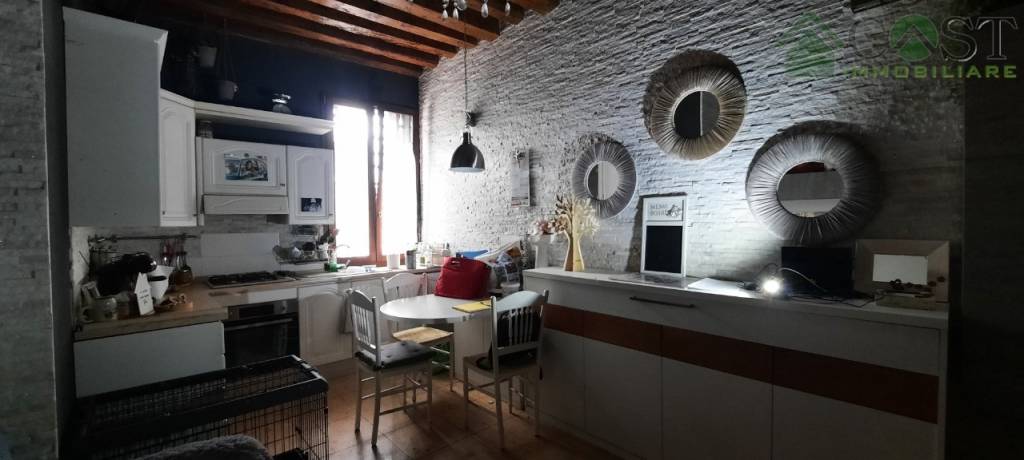 appartamento in vendita a Montecchio Maggiore