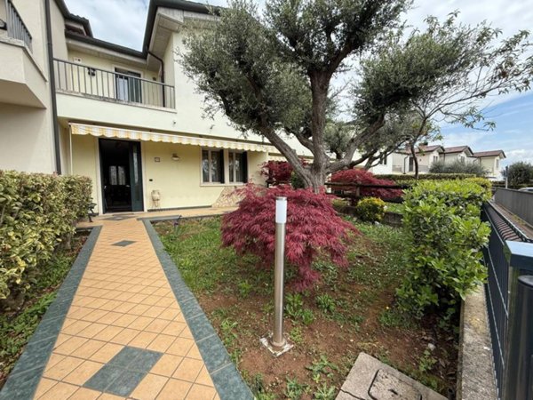 casa indipendente in vendita a Montecchio Maggiore