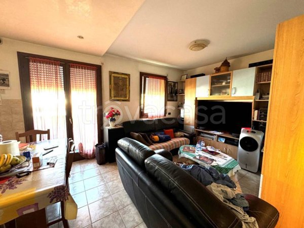 appartamento in vendita a Montecchio Maggiore in zona Alte Ceccato