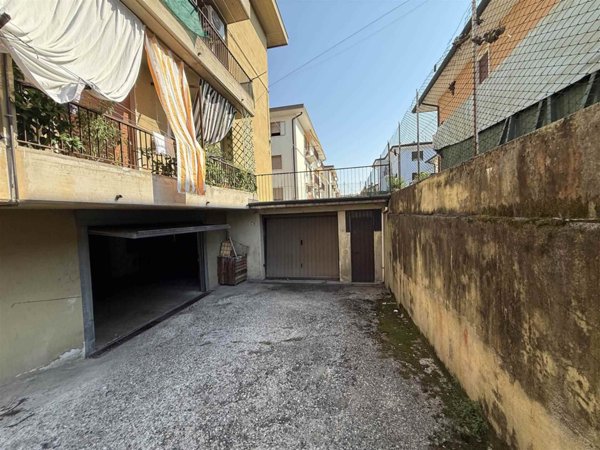 casa indipendente in vendita a Montecchio Maggiore