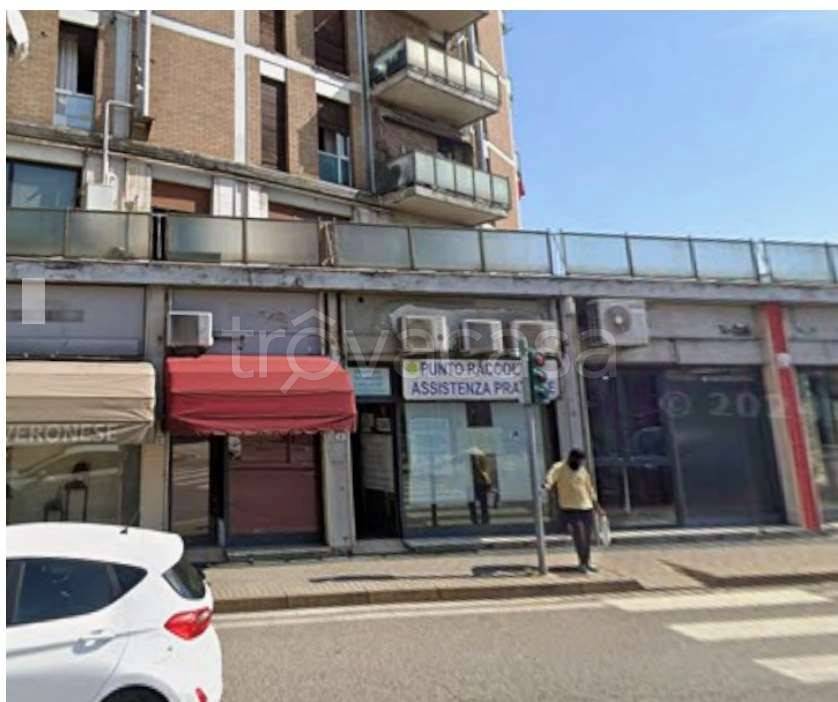 ufficio in vendita a Montecchio Maggiore in zona Alte Ceccato