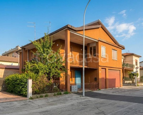 casa indipendente in vendita a Montecchio Maggiore