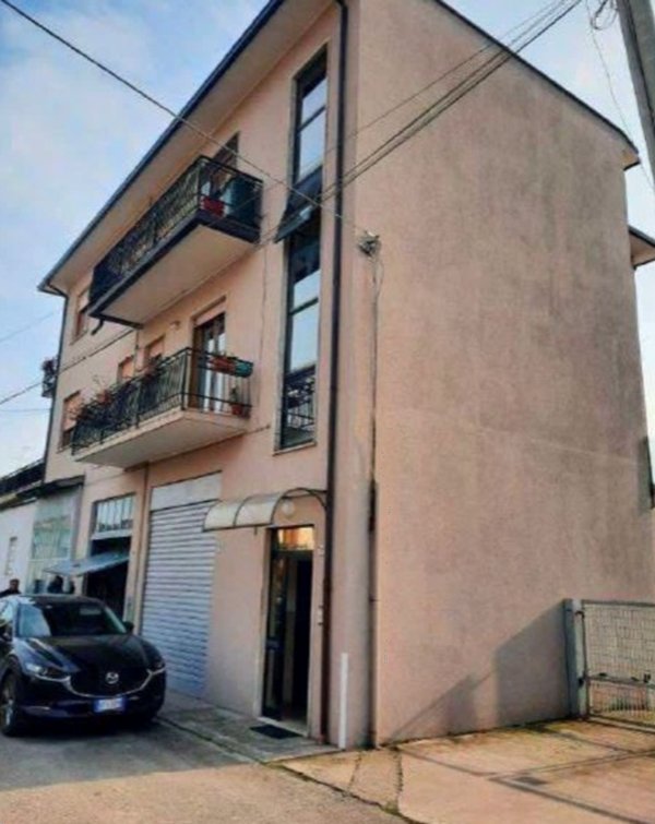 appartamento in vendita a Montecchio Maggiore