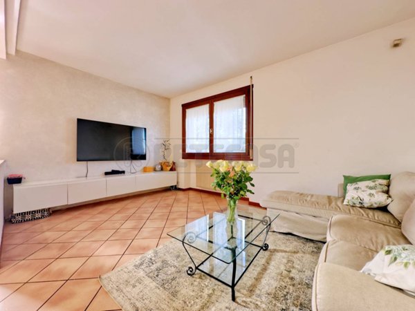 appartamento in vendita a Montecchio Maggiore in zona Alte Ceccato