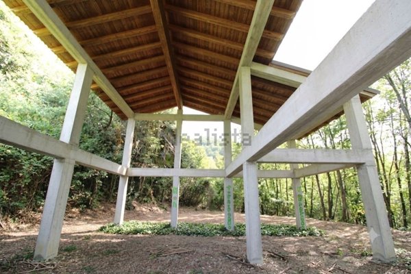 casale in vendita a Montecchio Maggiore in zona Santissima Trinità