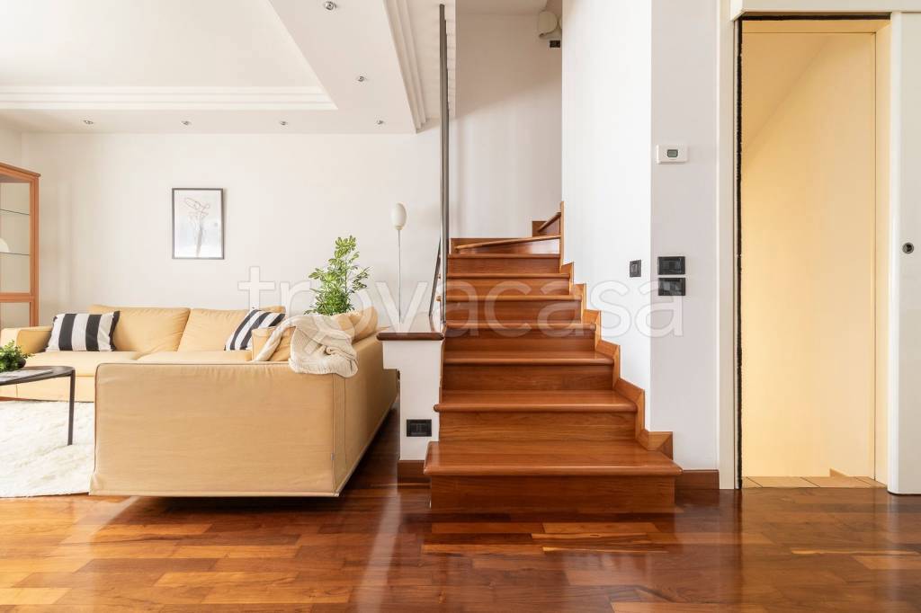 casa indipendente in vendita a Montecchio Maggiore in zona Alte Ceccato