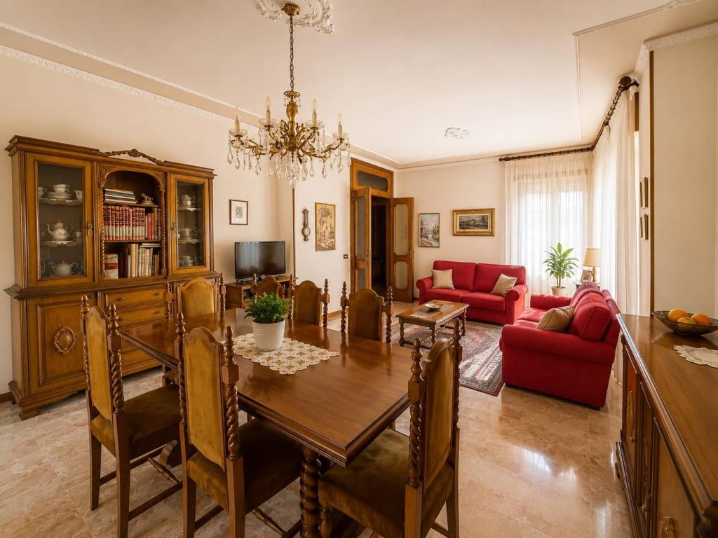 casa indipendente in vendita a Montecchio Maggiore in zona Alte Ceccato