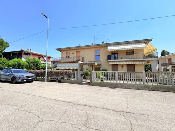 appartamento in vendita a Montecchio Maggiore in zona Alte Ceccato