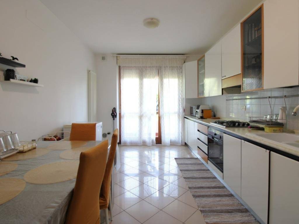 appartamento in vendita a Montecchio Maggiore in zona Alte Ceccato