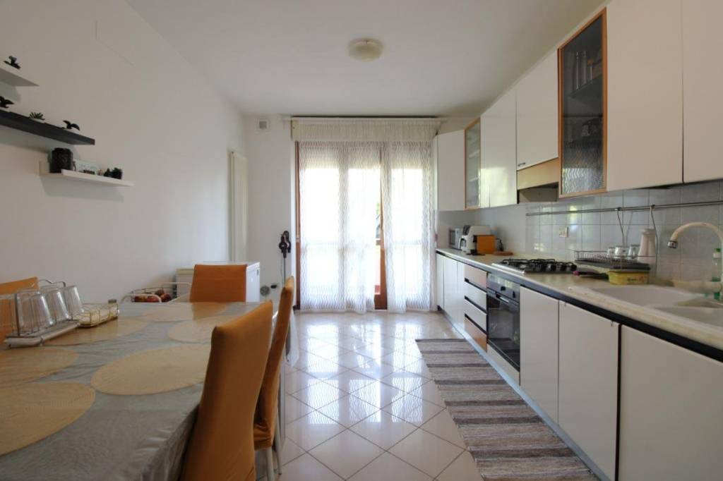 appartamento in vendita a Montecchio Maggiore in zona Alte Ceccato