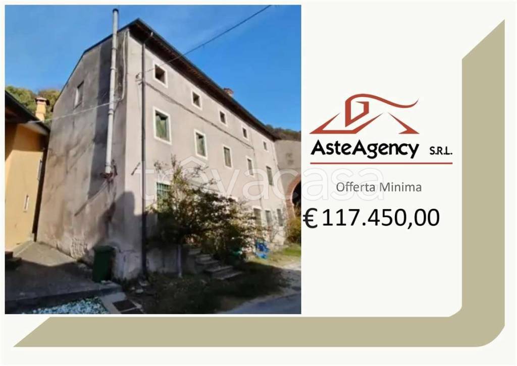 casa indipendente in vendita a Montecchio Maggiore in zona Santissima Trinità