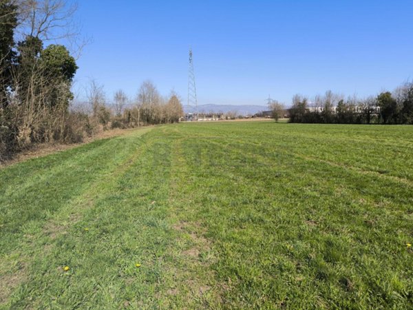 terreno agricolo in vendita a Montecchio Precalcino