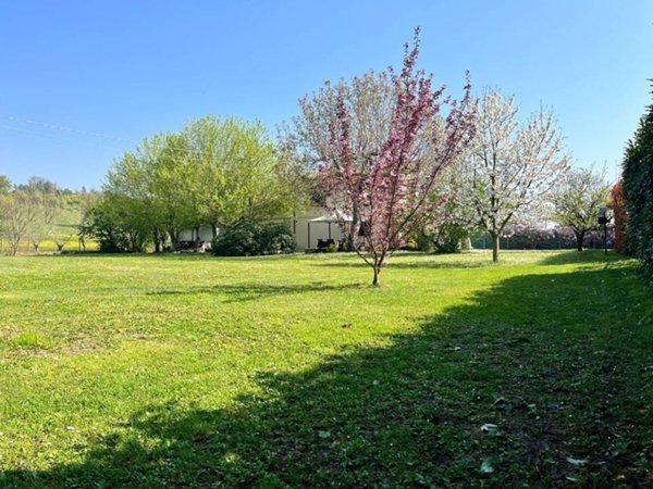 casa indipendente in vendita a Montecchio Precalcino