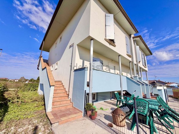 appartamento in vendita a Montecchio Precalcino