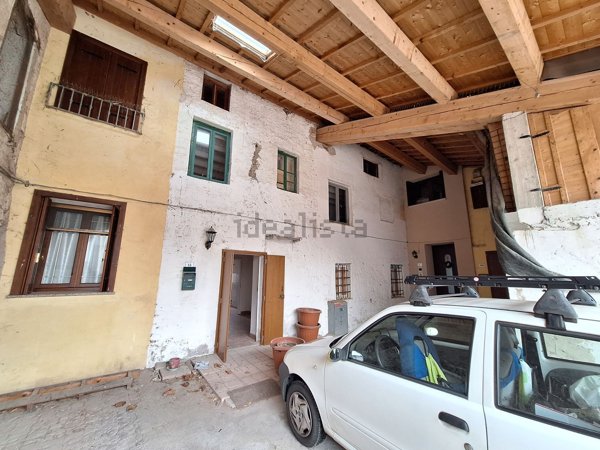 casa indipendente in vendita a Montecchio Precalcino