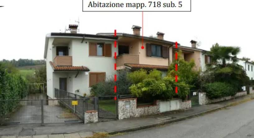 casa indipendente in vendita a Montecchio Precalcino