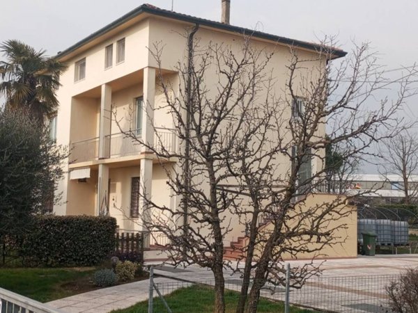 casa indipendente in vendita a Montecchio Precalcino in zona Levà