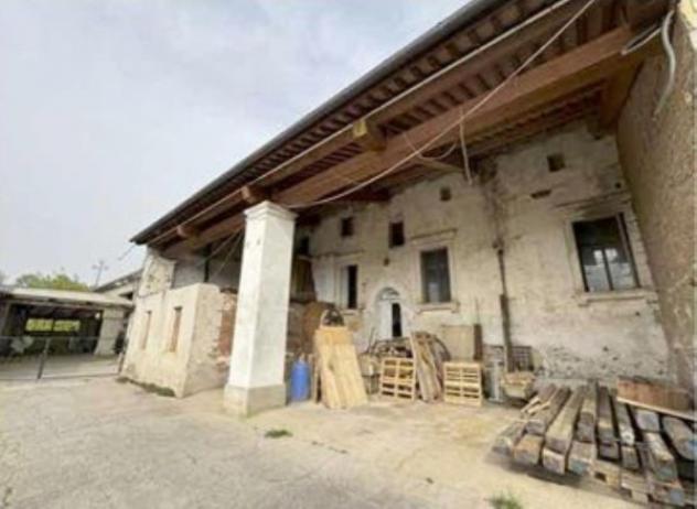 terreno edificabile in vendita a Montecchio Precalcino