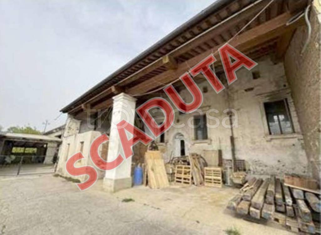 appartamento in vendita a Montecchio Precalcino