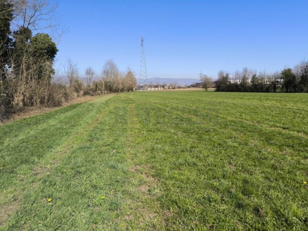 terreno agricolo in vendita a Montecchio Precalcino
