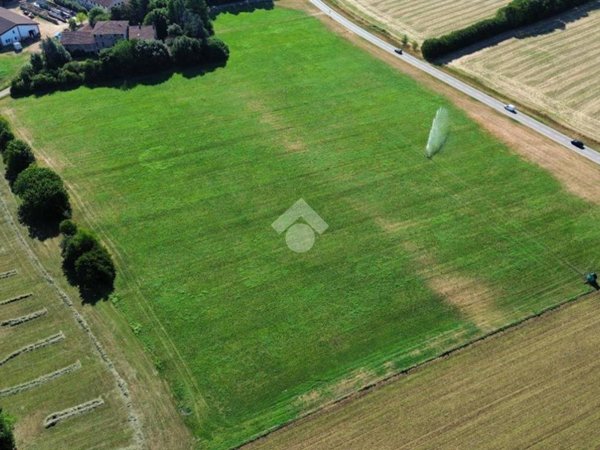 terreno agricolo in vendita a Montecchio Precalcino